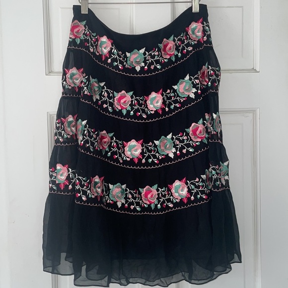 Laundry by Shelli Segal skirt - Picture 4 of 9